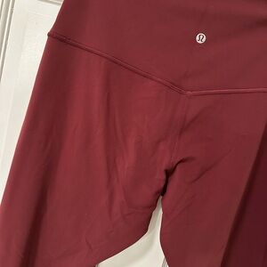 lululemon Athletic maroon Leggings size 12 with a 25 inch inseam… Worn once